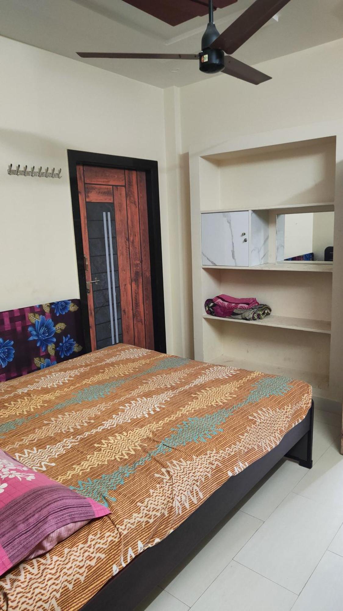 Guru Datta Residency Pithapuram Extérieur photo