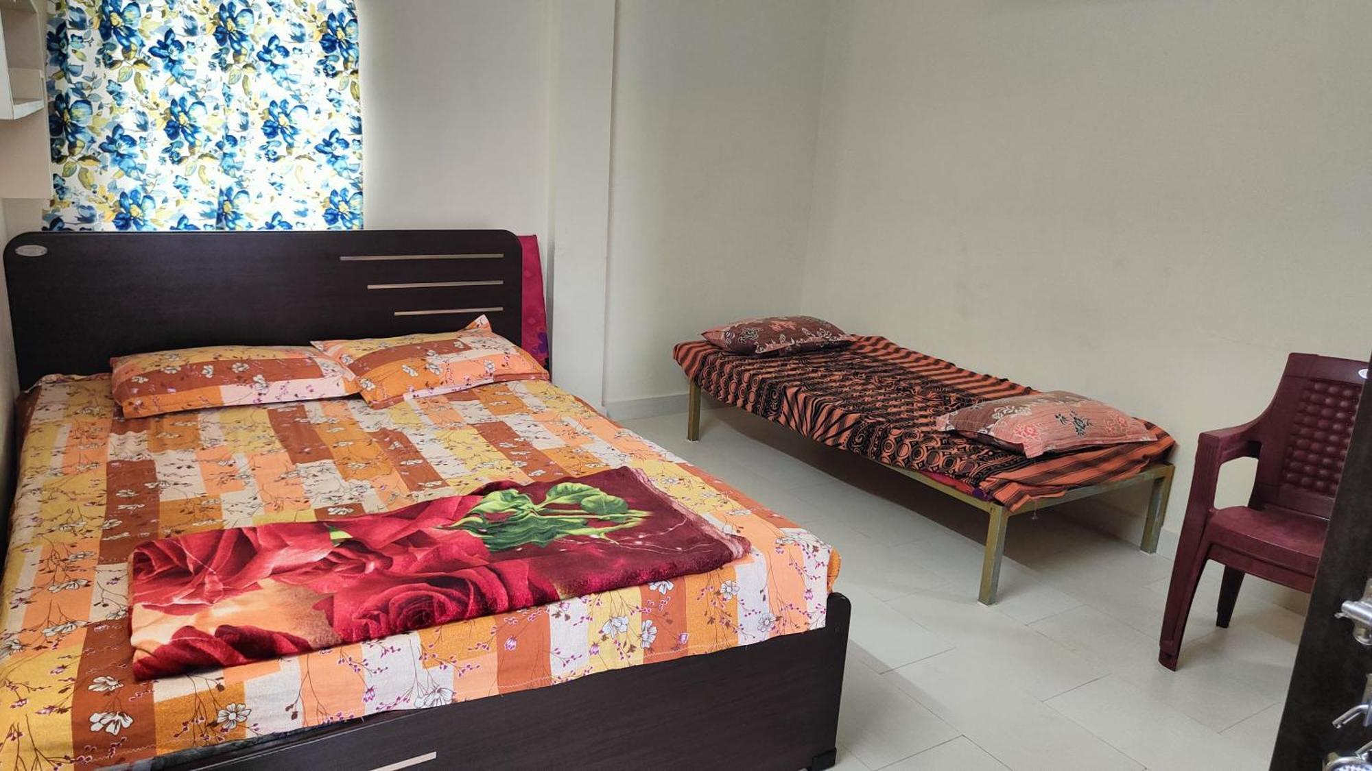 Guru Datta Residency Pithapuram Extérieur photo